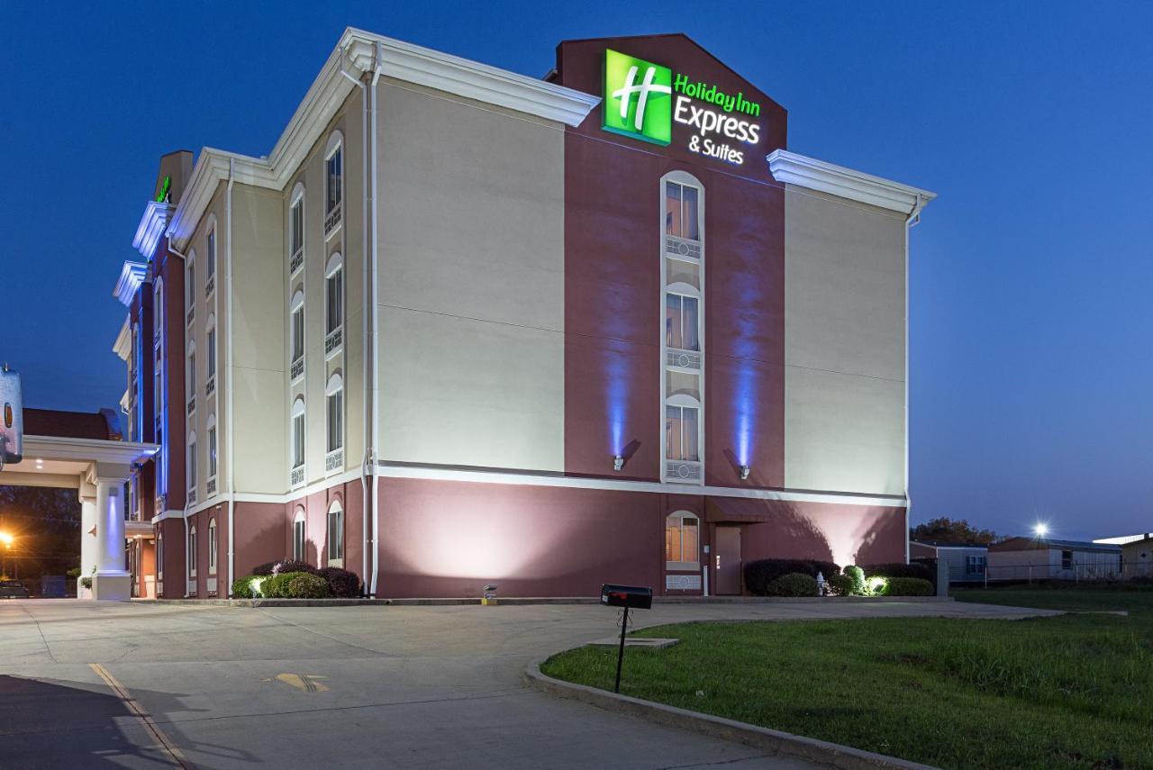 Holiday Inn Express Hotel & Suites Byram By Ihg Exterior foto