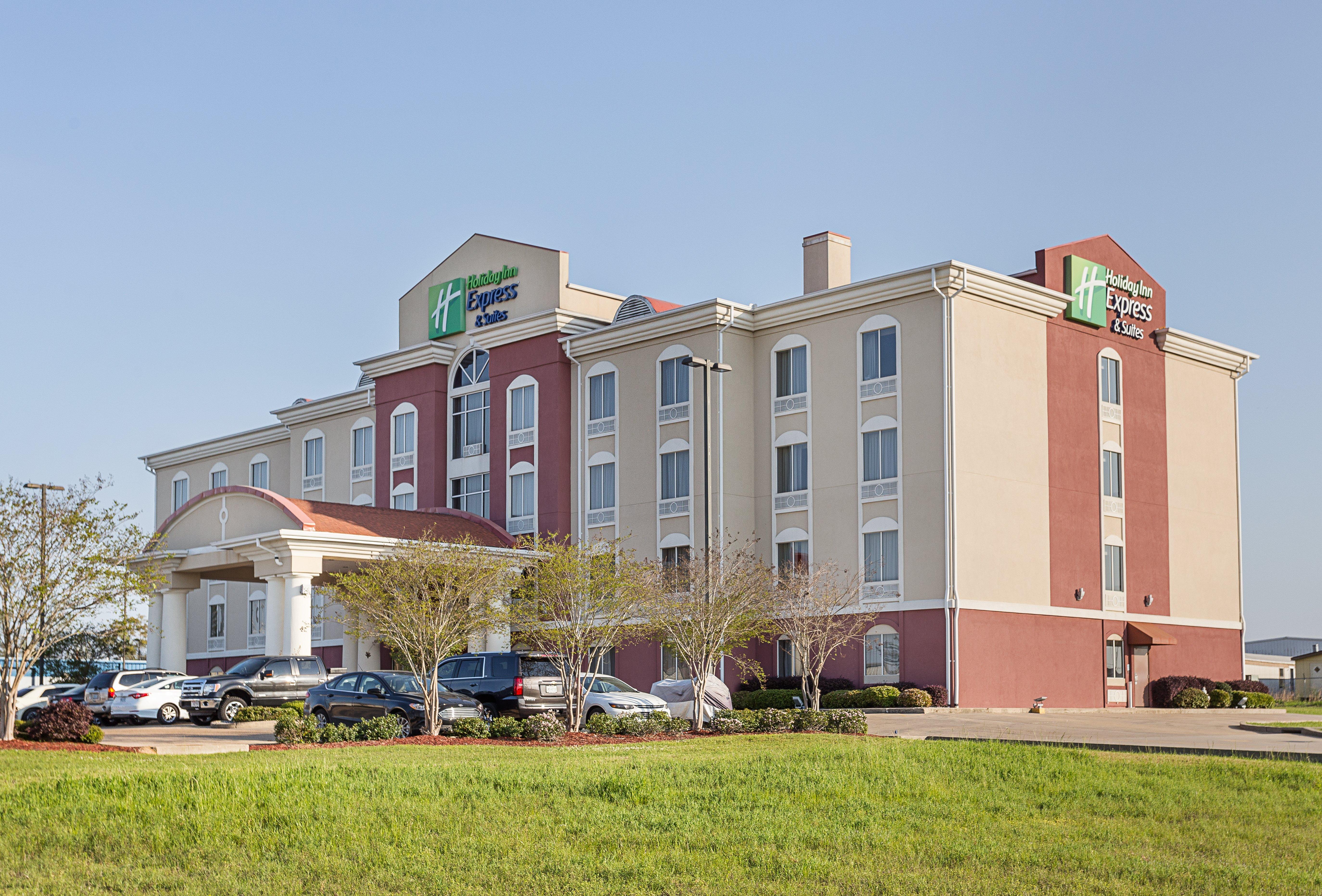 Holiday Inn Express Hotel & Suites Byram By Ihg Exterior foto