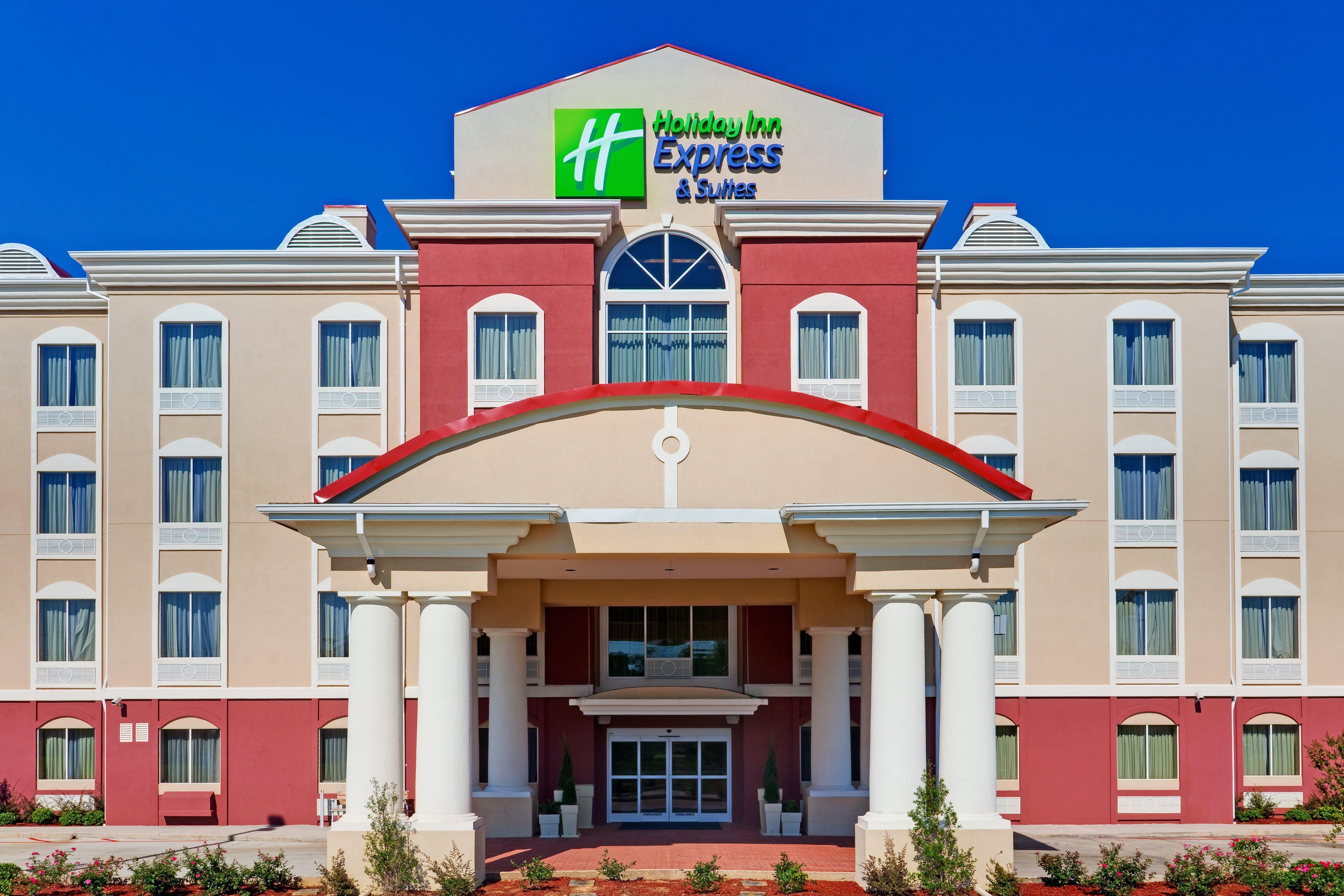 Holiday Inn Express Hotel & Suites Byram By Ihg Exterior foto