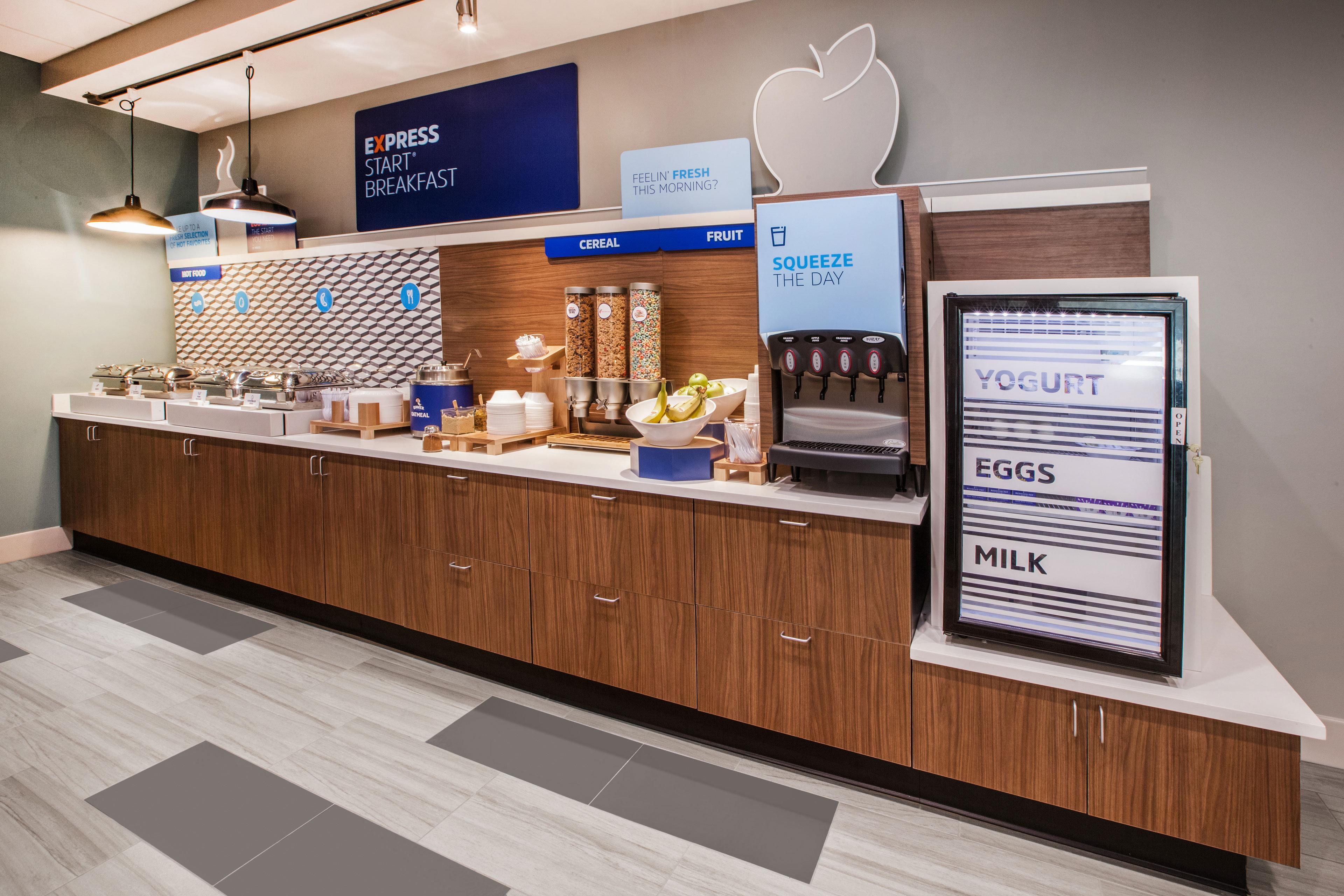 Holiday Inn Express Hotel & Suites Byram By Ihg Exterior foto